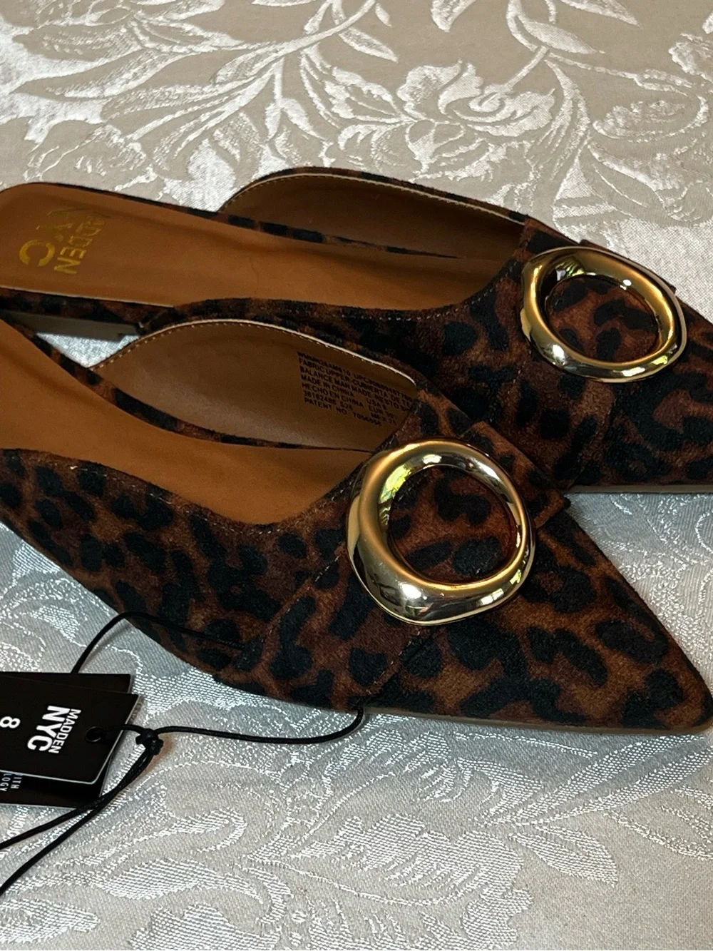Leopard Print Size 8 & 10 Women's Pointed Mules with Gold Ring - Picture 5 of 15